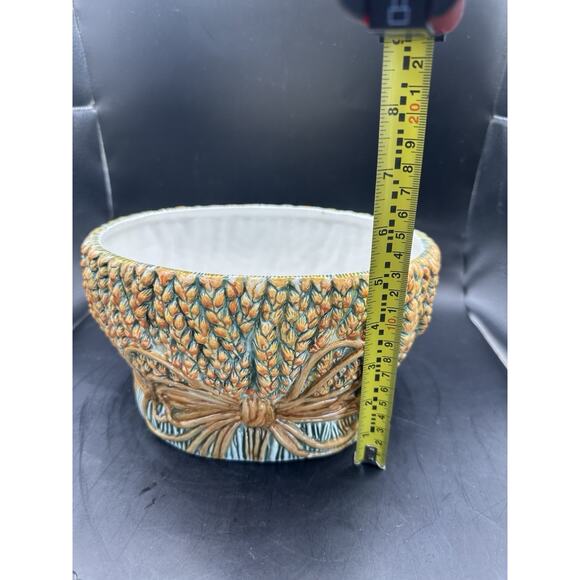 Vintage Wheat Sheath with Bow Ceramic Planter Majolica Style 8.5 Inches China - Picture 8 of 10